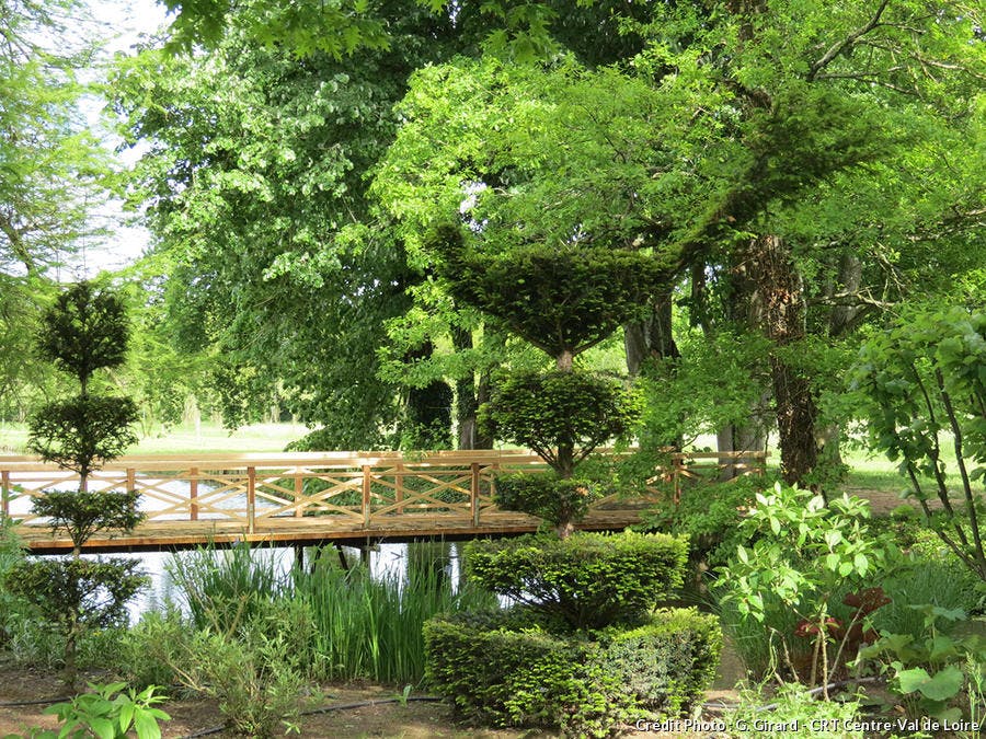 Jardin médiéval d'Ainay-le-Vieil