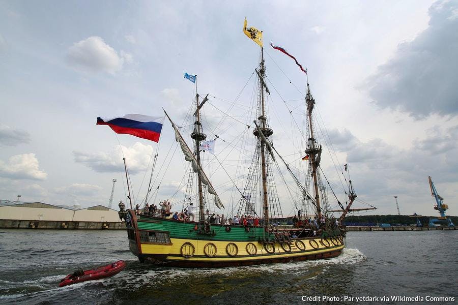 bateau-shtandart.jpg