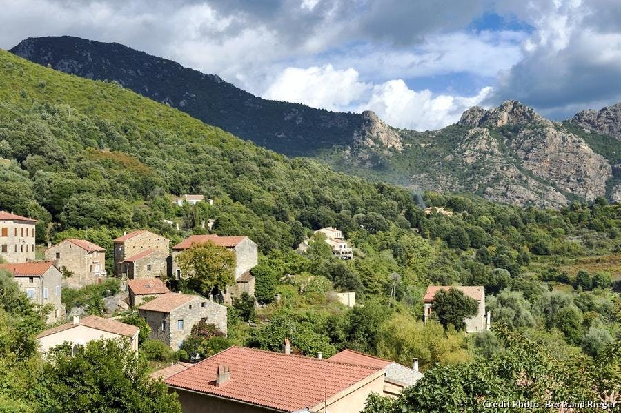 corse-valle-du-prunelli_br.jpg
