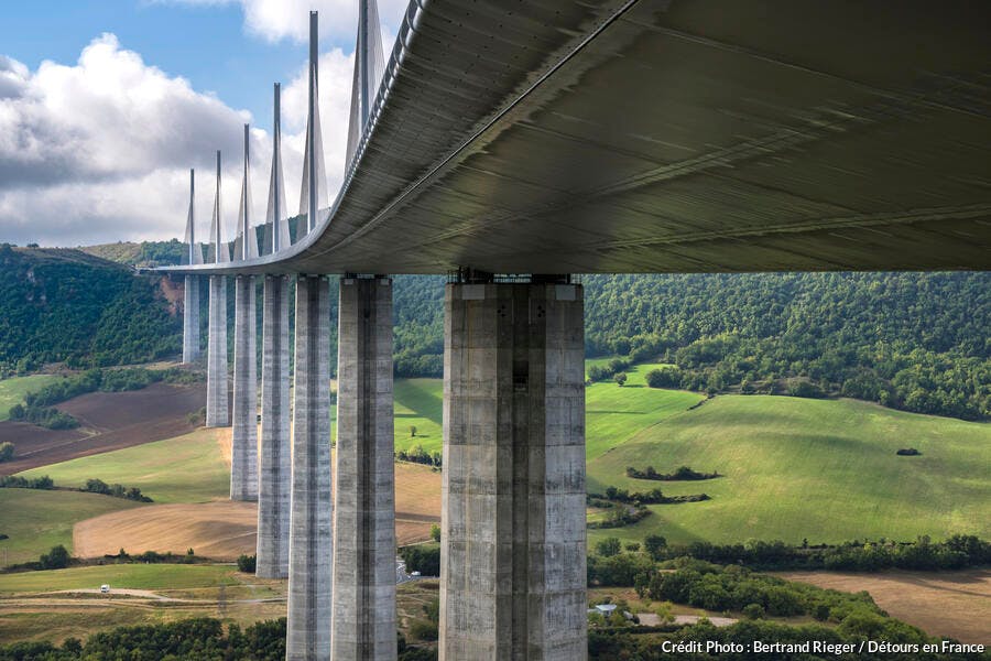 Le viaduc de Millau dans l'Aveyron