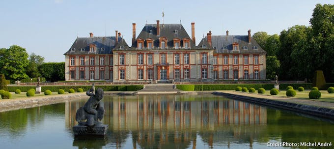 Le château de Breteuil, dans les Yvelines