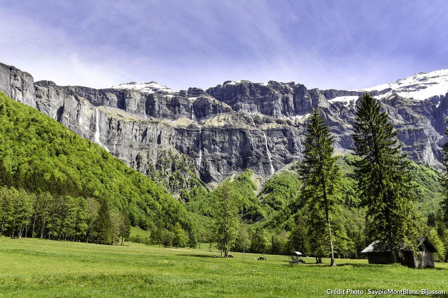 Les 30 cascades du cirque du Fer-à-Cheval, en Haute-Savoie