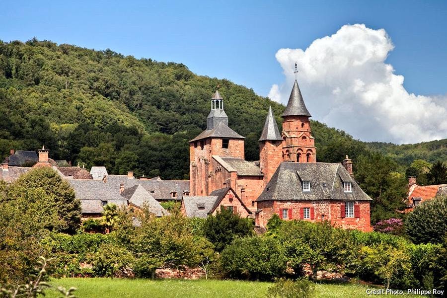 collonges-eglise-saint-pierre.jpg