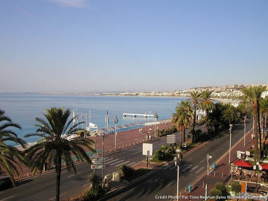 def-camp-route-royale-promenade_des_anglais.jpg