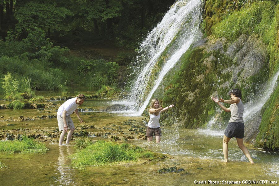 Cascades des Baume-les-Messieurs dans le Jura
