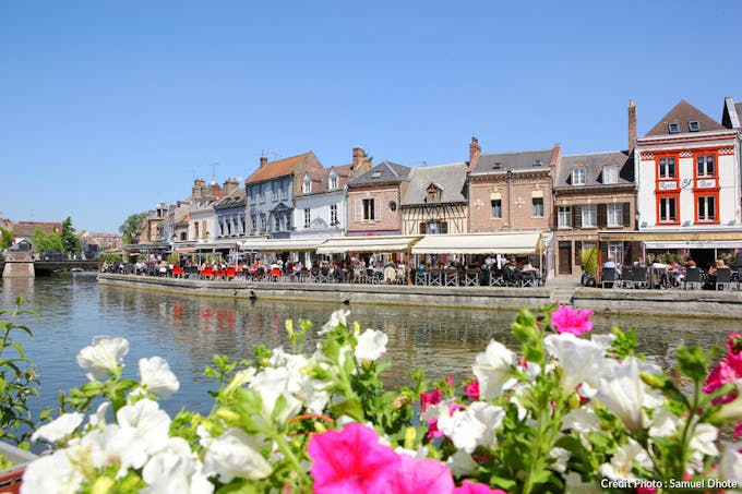 Canal de la Somme dans le quartier Saint-Leu d'Amiens (Picardie)