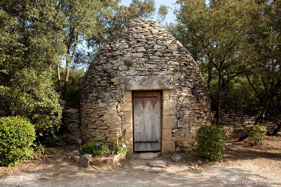 Une capitelle, cabane de pierres sèches