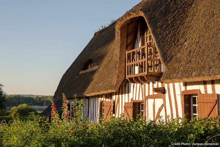 Maison normande sur la route des Chaumières, à Vieux-Port (Normandie)