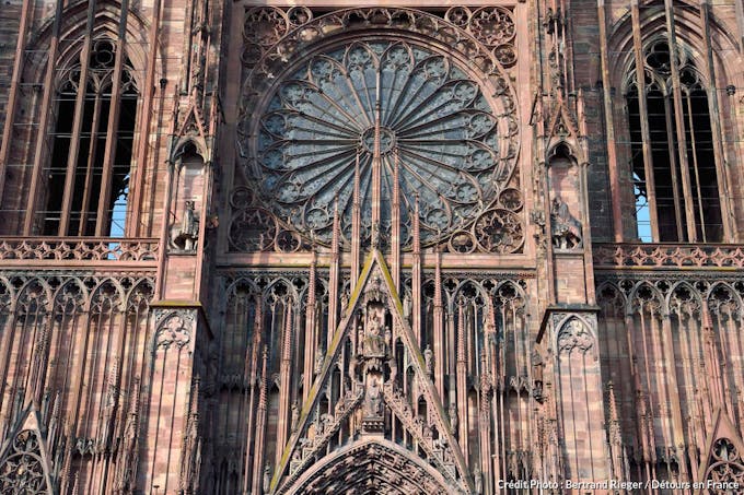 Facade occidentale de la la cathédrale Notre-Dame de Strasbourg, en Alsace