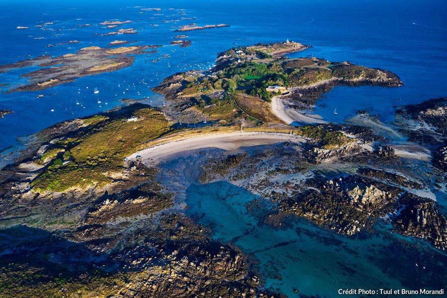 Le Vieux Fort, la plage Port Homard et la plage Grande Grève, îles Chausey (Normandie)