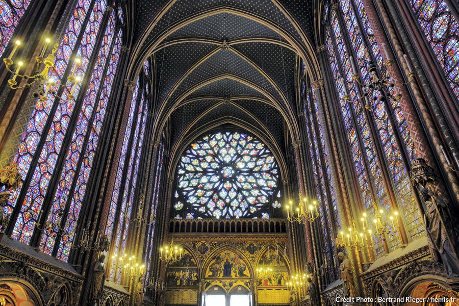Les vitraux de la Sainte-Chapelle, à Paris