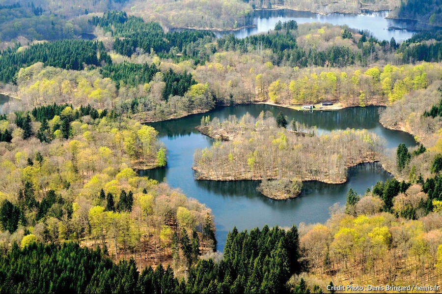 Le parc naturel régional des Ballons des Vosges sur le plateau des Mille Etangs en Haute-Saone