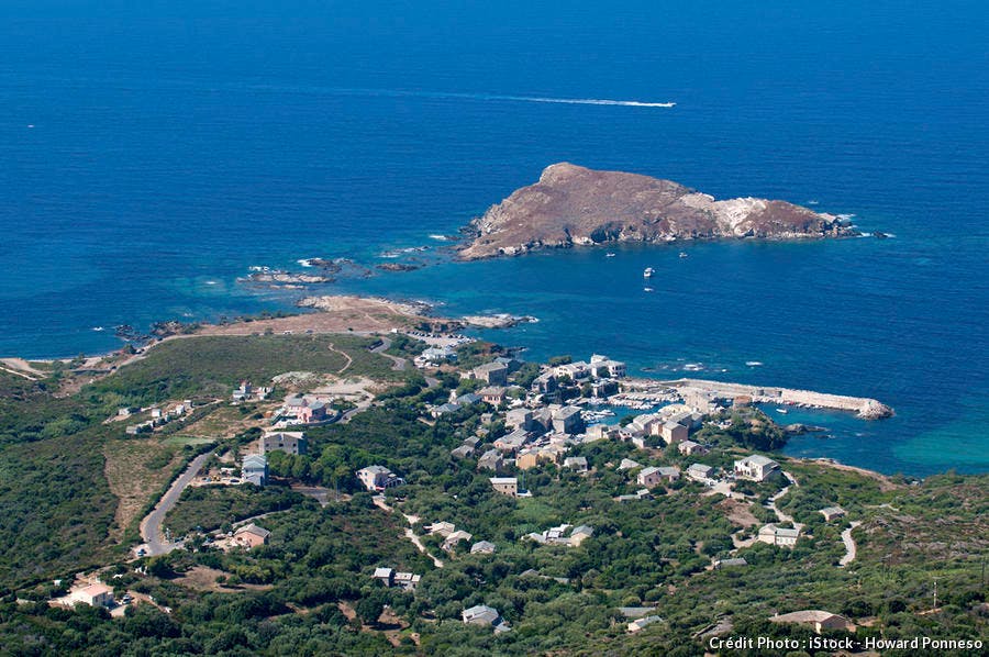 Panorama de Centuri en Corse