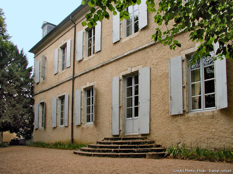 Façade