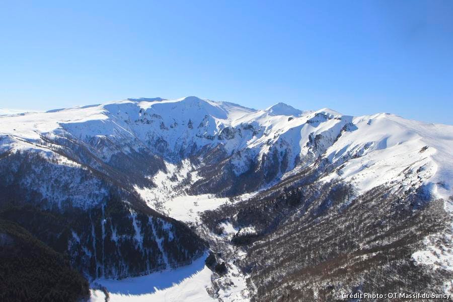 la vallée de Chaudefour enneigée