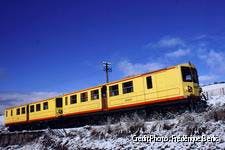 le train jaune en hiver
