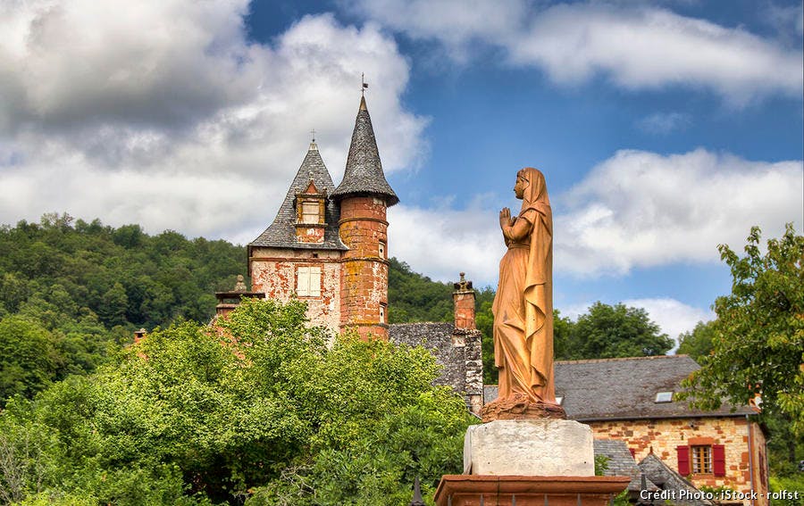det_hs_village_12_colonges_is_eglise_rolfst.jpg