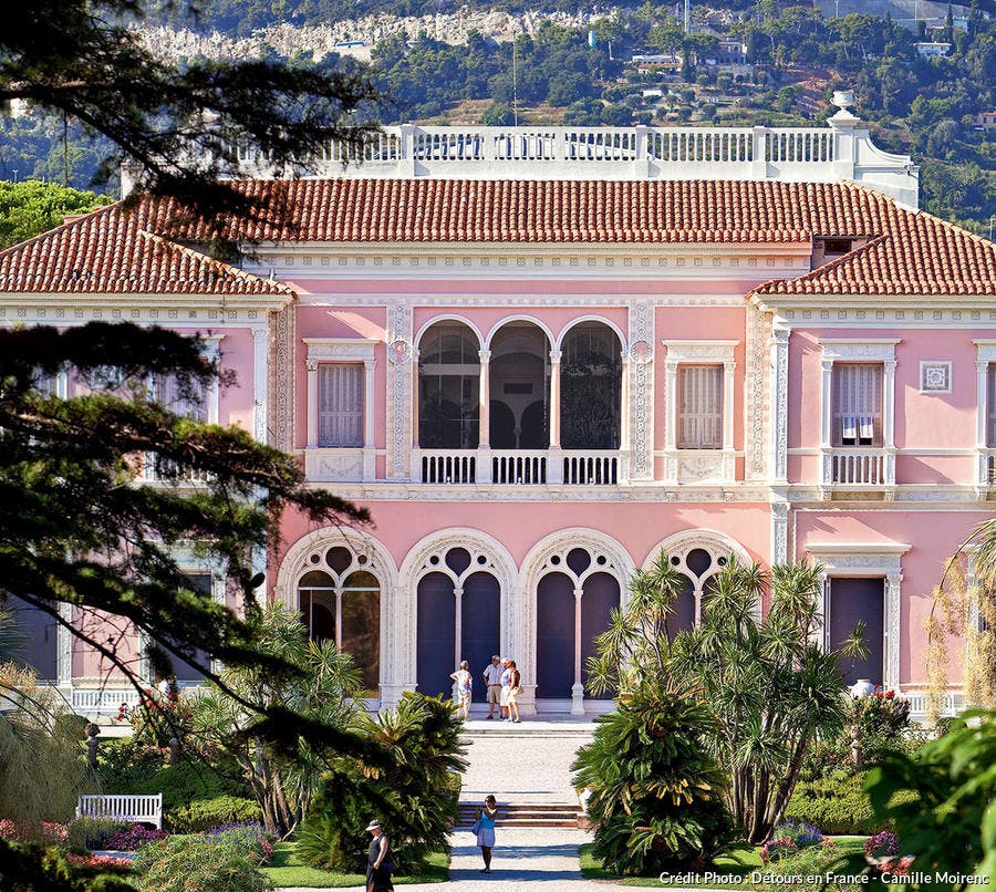 Villa