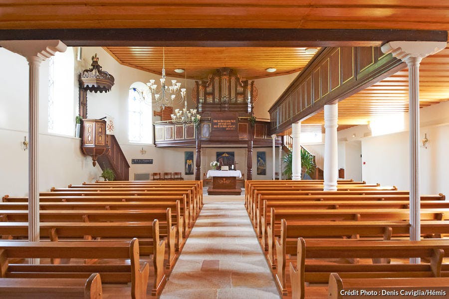 L'intérieur de l'église protestante à Hunspach