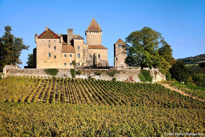 Le château de Pierreclos, en Bourgogne