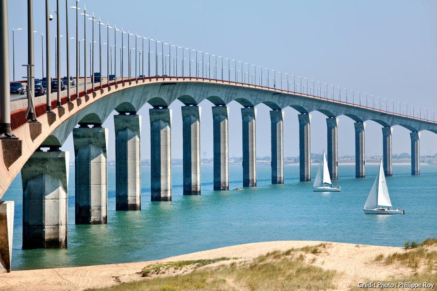 Le pont de l'île de Ré, en Charente-Maritime (Poitou-Charentes)