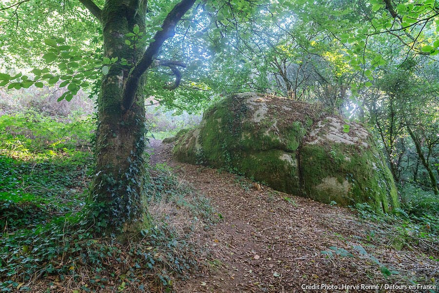 Le rocher de la Vierge dans les Côtes d'Armor