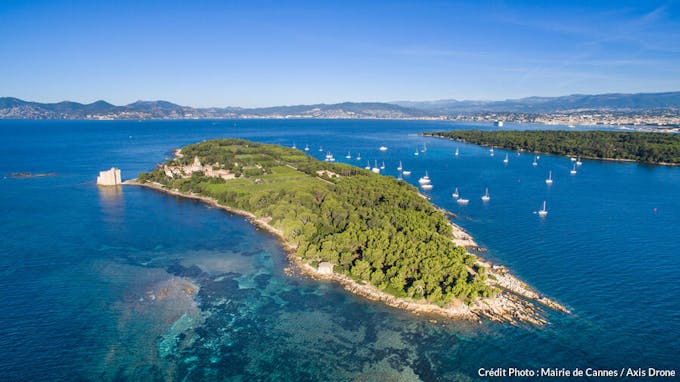 Les îles de Lérins en face de Cannes