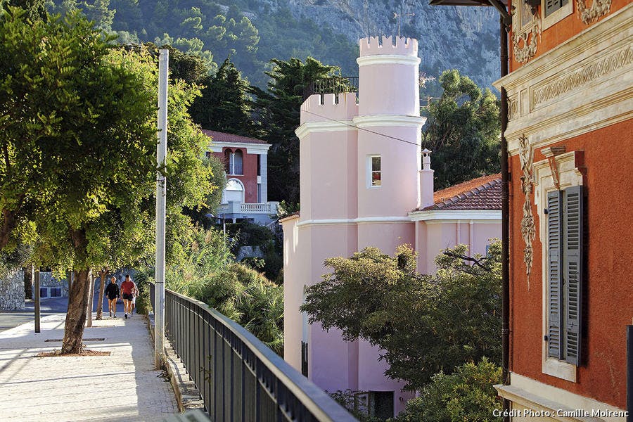 La villa rose Chrisoleina