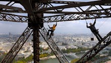 Les peintres-alpinistes de la tour Eiffel