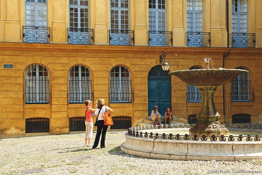 La place d'Albertas