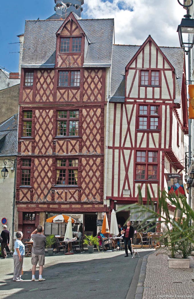 Maisons à pans de bois dans le centre-ville de Saumur