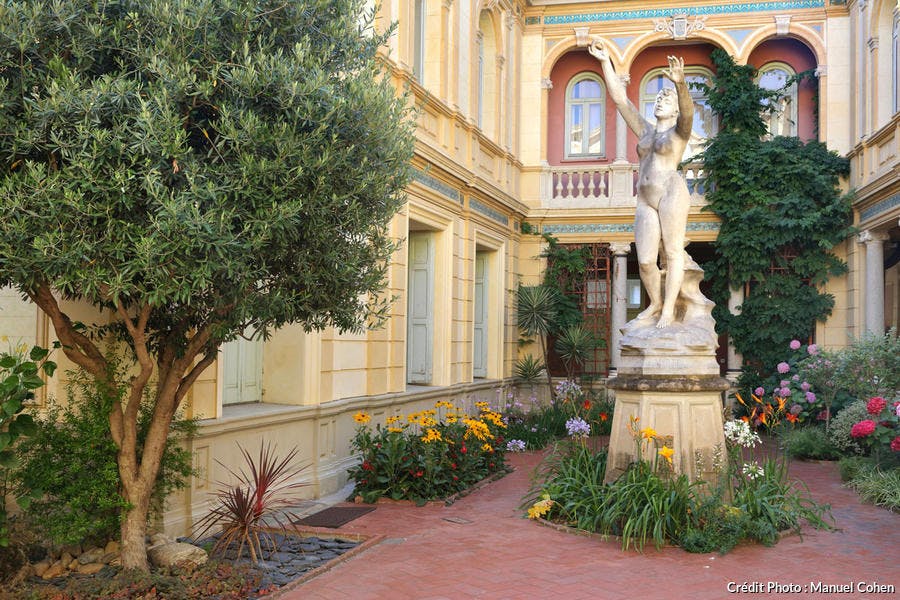 Cour intérieure de l'hôtel Pams, à Perpignan