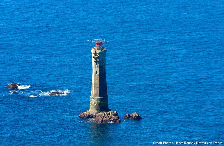 Le phare de Nidivic, à l'ouest de l'île d'Ouessant, Finistère, Bretagne