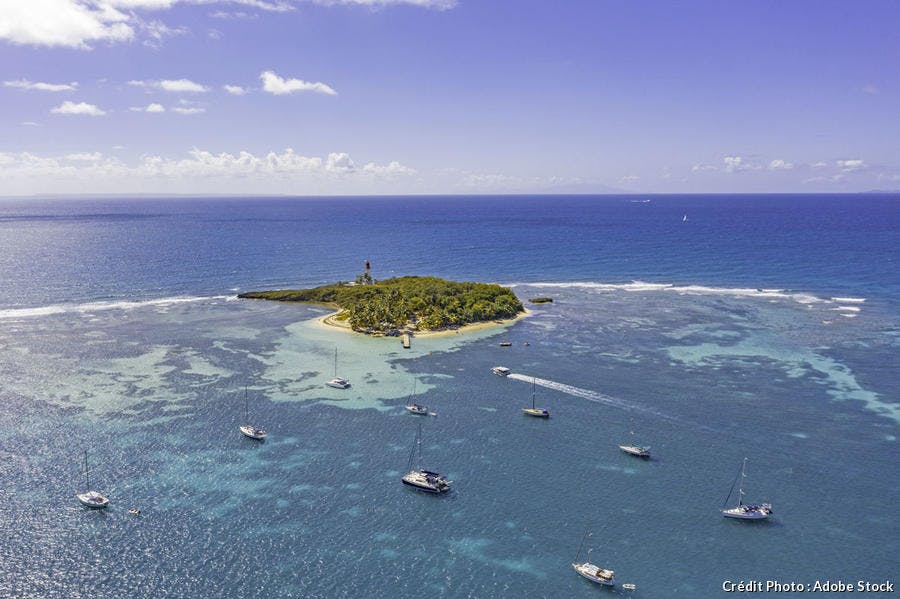 L'îlot du Gosier face à la plage de la Datcha (Guadeloupe)