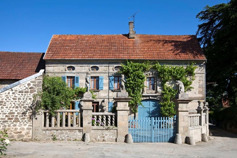Maison en pierre du village de Masgot