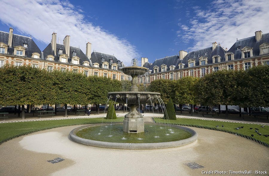 Place des Vosges à Paris