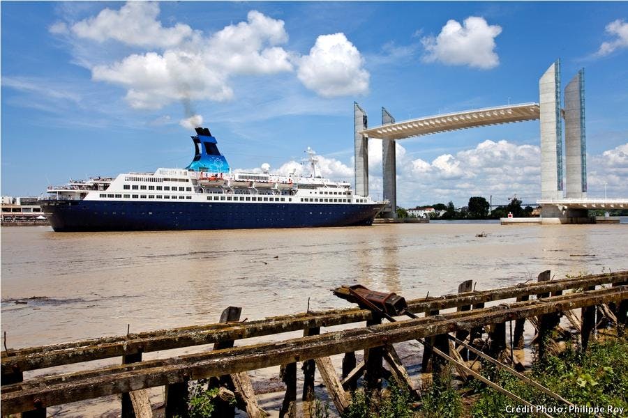 Le pont Chaban Delmas à Bordeaux