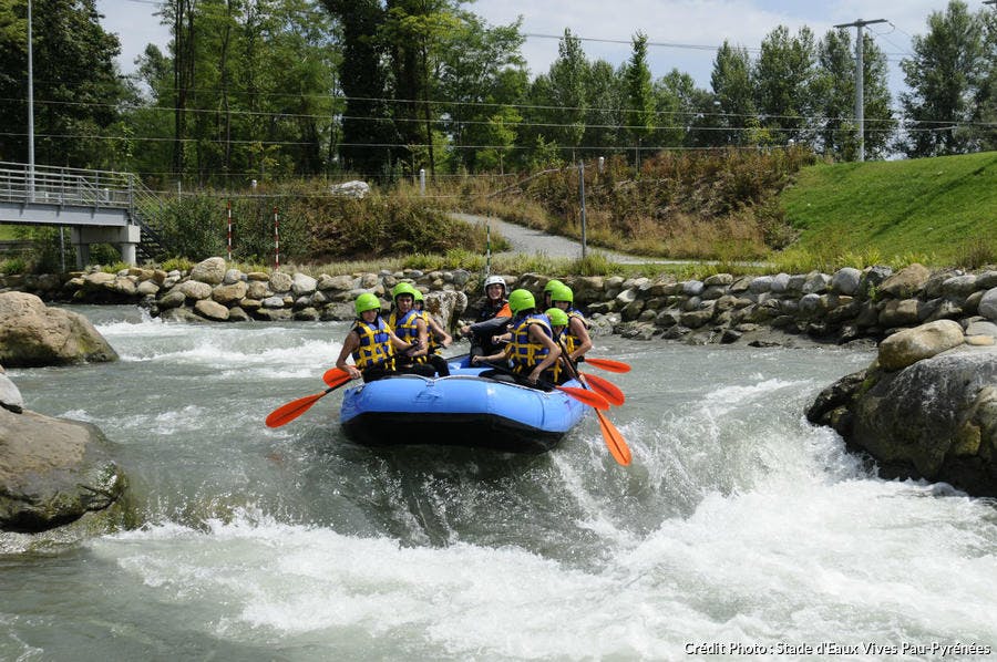 rafting au stade d'eaux vives à pau