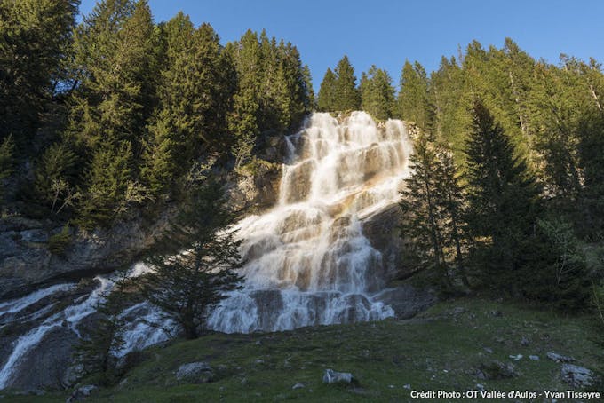 La cascade des Brochaux, en Haute-Savoie
