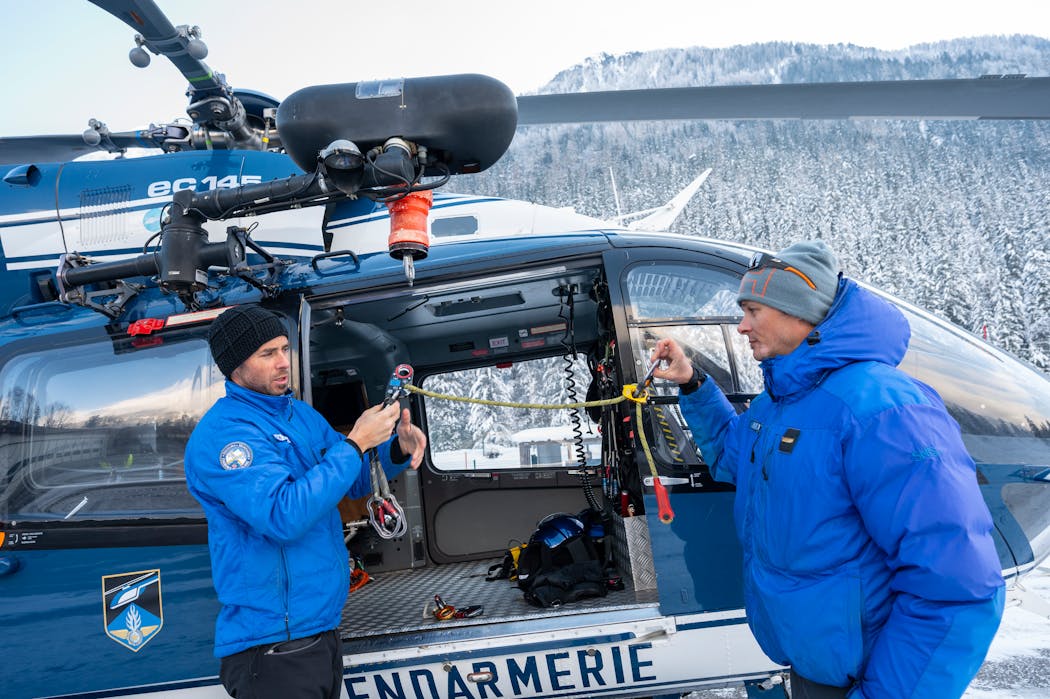 Chamonix, PGHM, gendarmerie de haute montagne, adujant Robin et adjudant chef Tripard