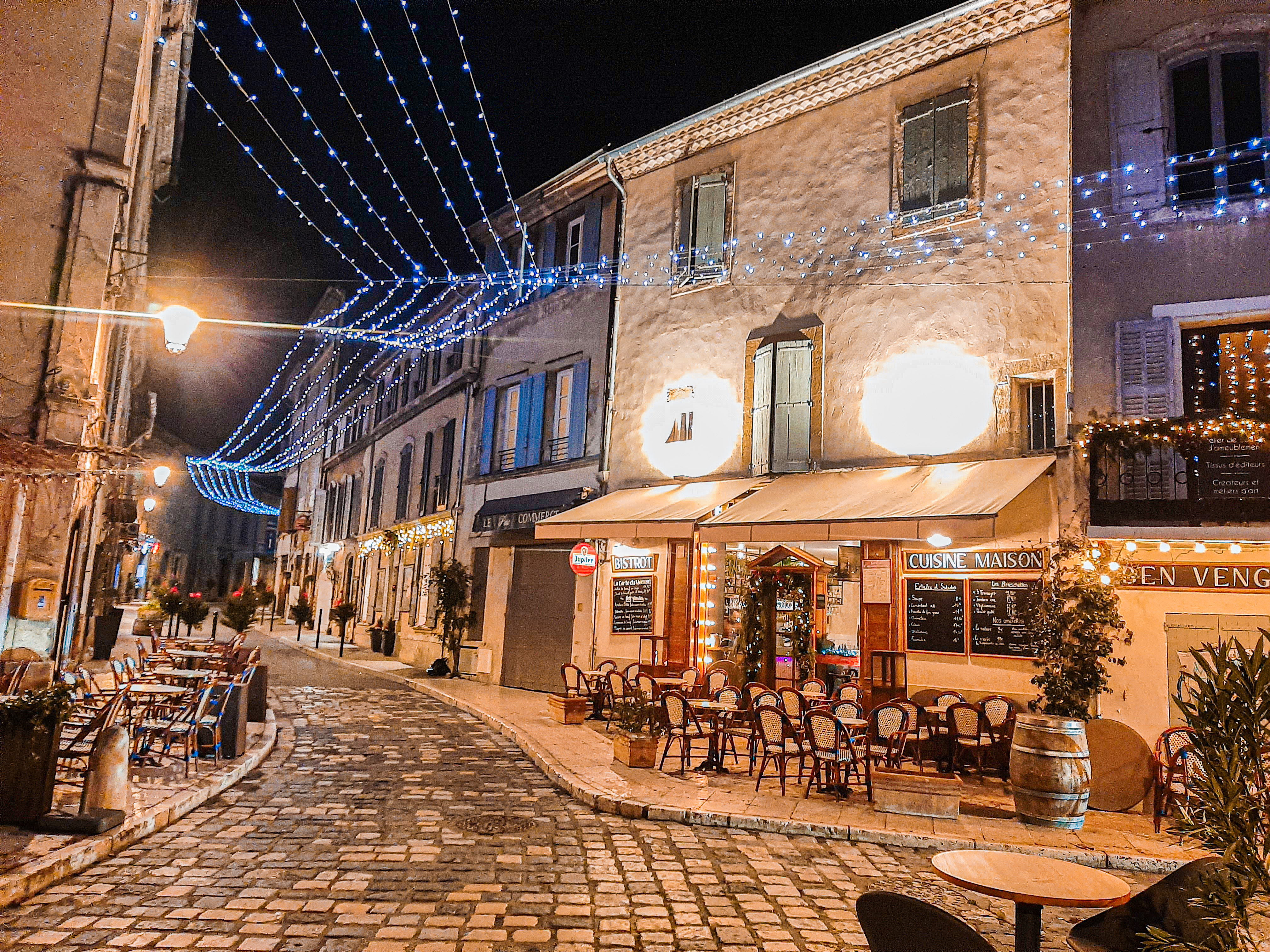 Village de Lourmarin à Noël