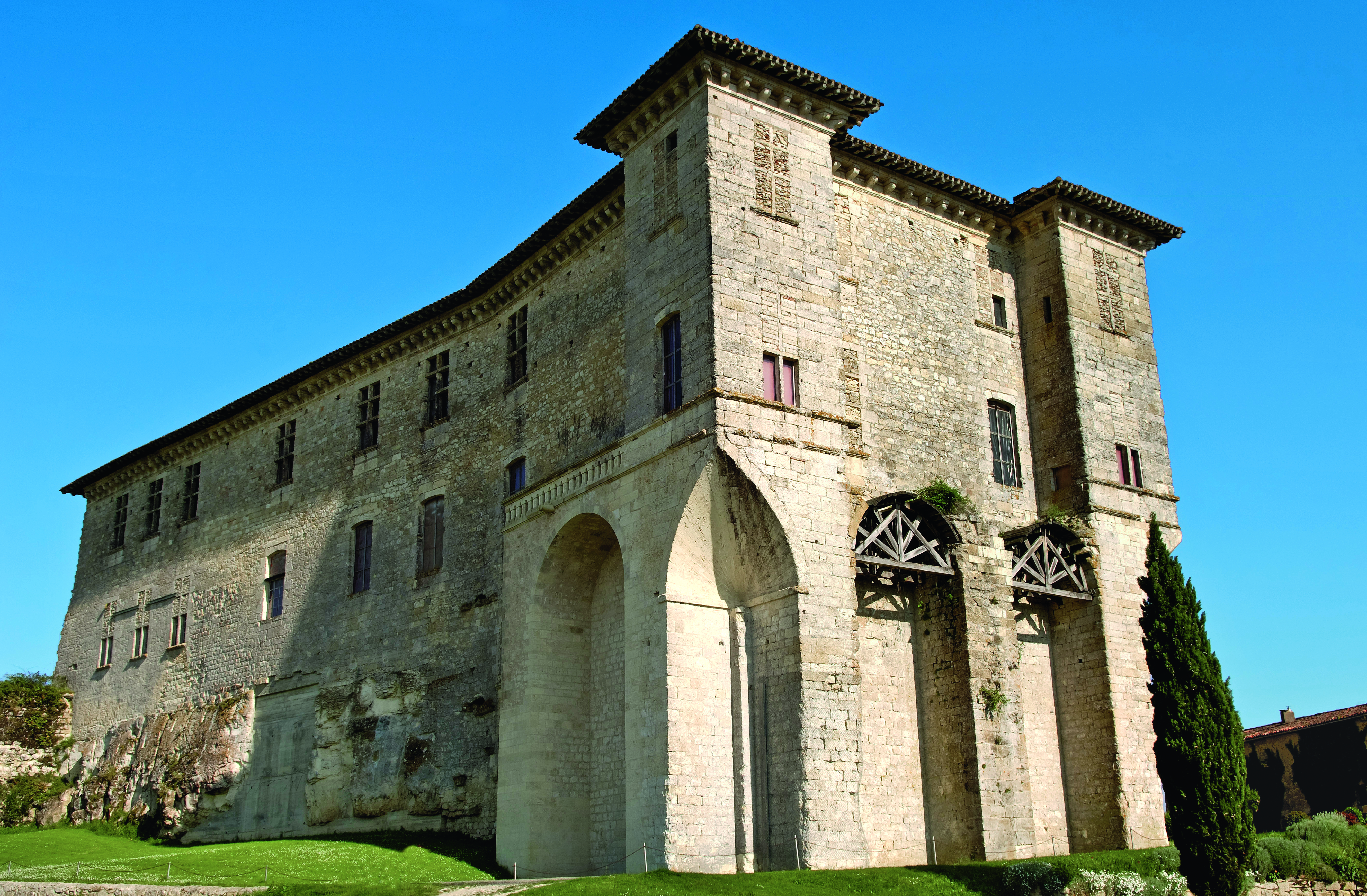 CHATEAU, LAVARDENS, GERS,   ARMAGNAC, GASCOGNE, MIDI PYRENEES, FRANCE
