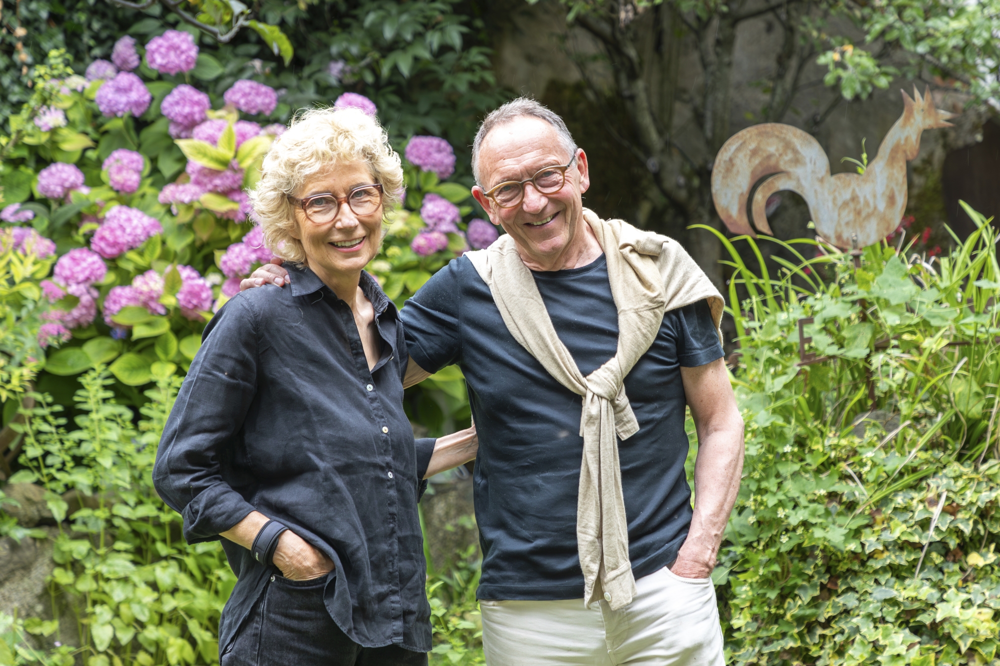 En plus de ses activités respectives, le couple Isabelle et Friedrich Pfeffer est aussi mécène du Festival international du théâtre de rue.