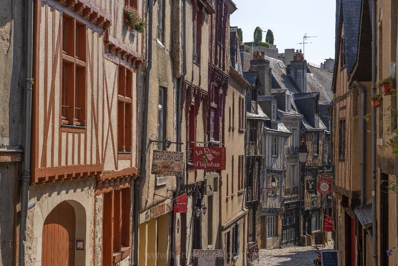 Rue des Trois Sonnettes, dans la vieille ville du Mans, décor de nombreux films d'époque